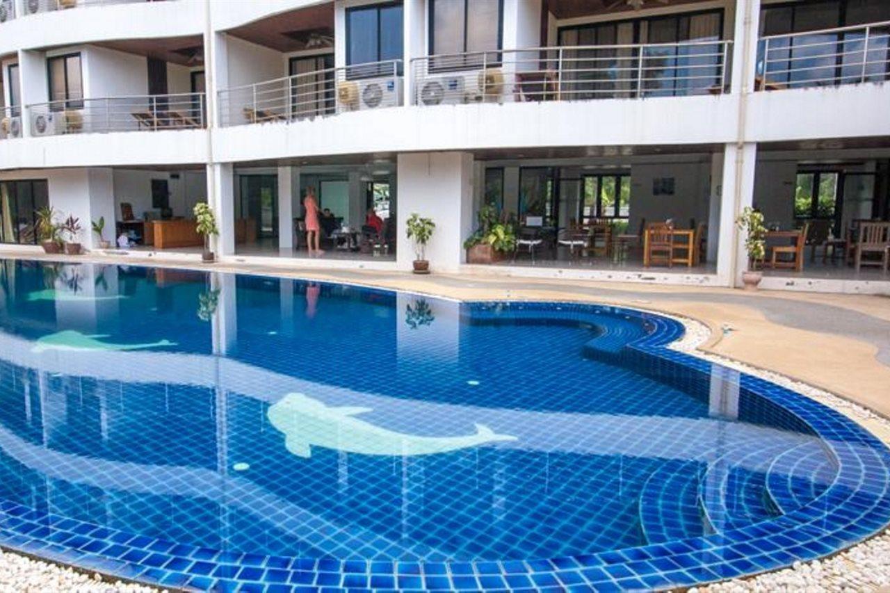 Chaweng Lakeview Condotel Ко Самуи Екстериор снимка